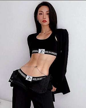 Zhang Hanxi Hazel'