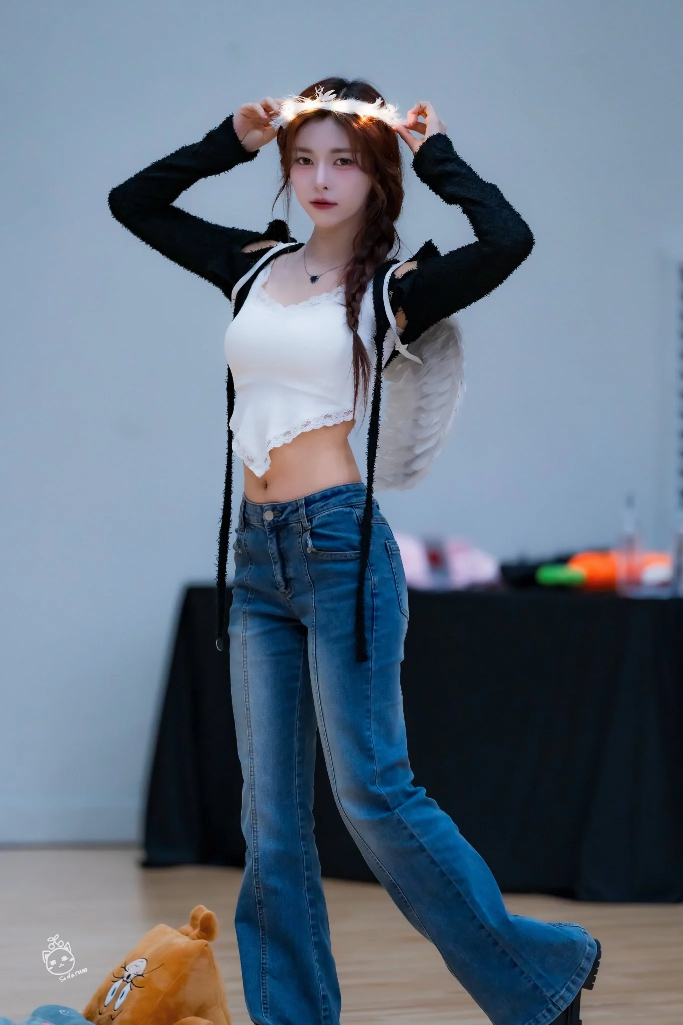 tripleS Dahyun picture 2 of 2