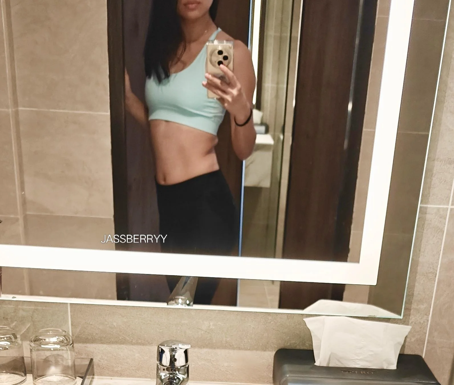 Jassberryy Jasmine👋🏻 picture 1 of 1