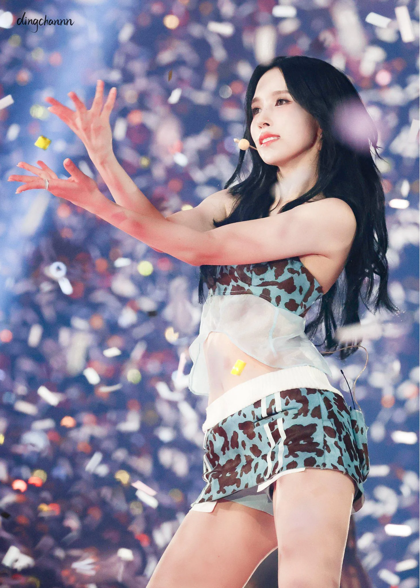 TWICE Mina picture 1 of 1