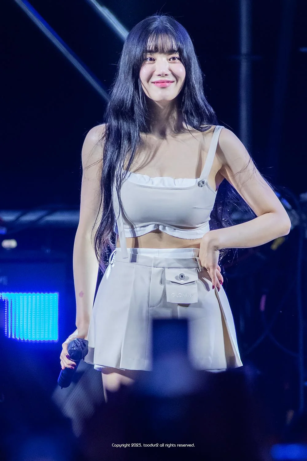 Eunbi picture 2 of 3