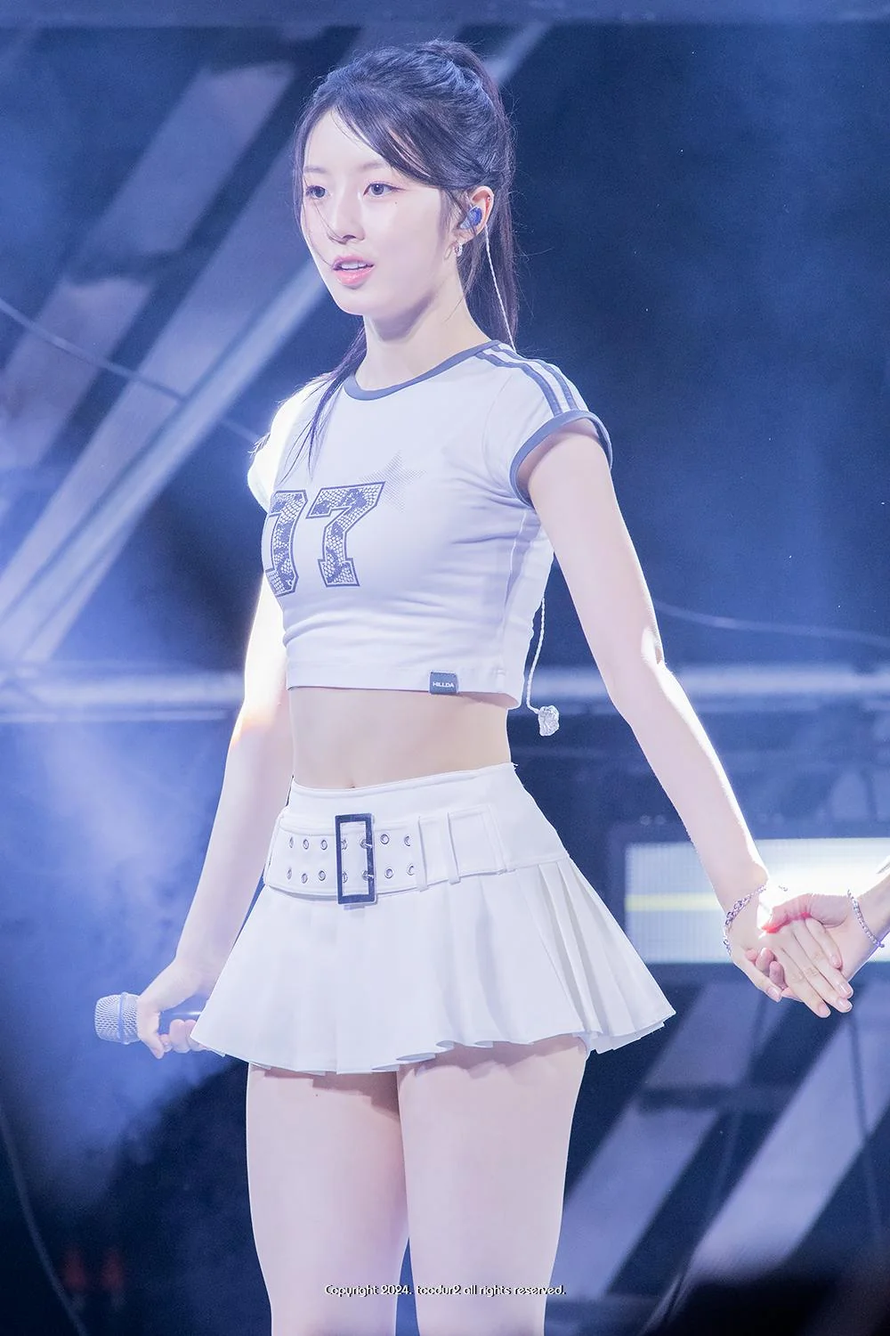 LIGHTSUM Juhyeon picture 3 of 3