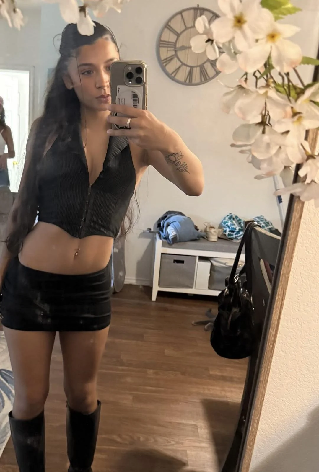 Makenna picture 1 of 1