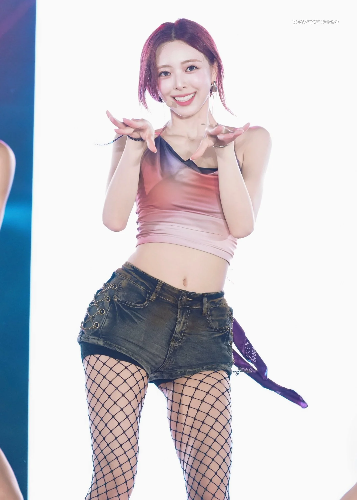 ITZY Yuna picture 2 of 2