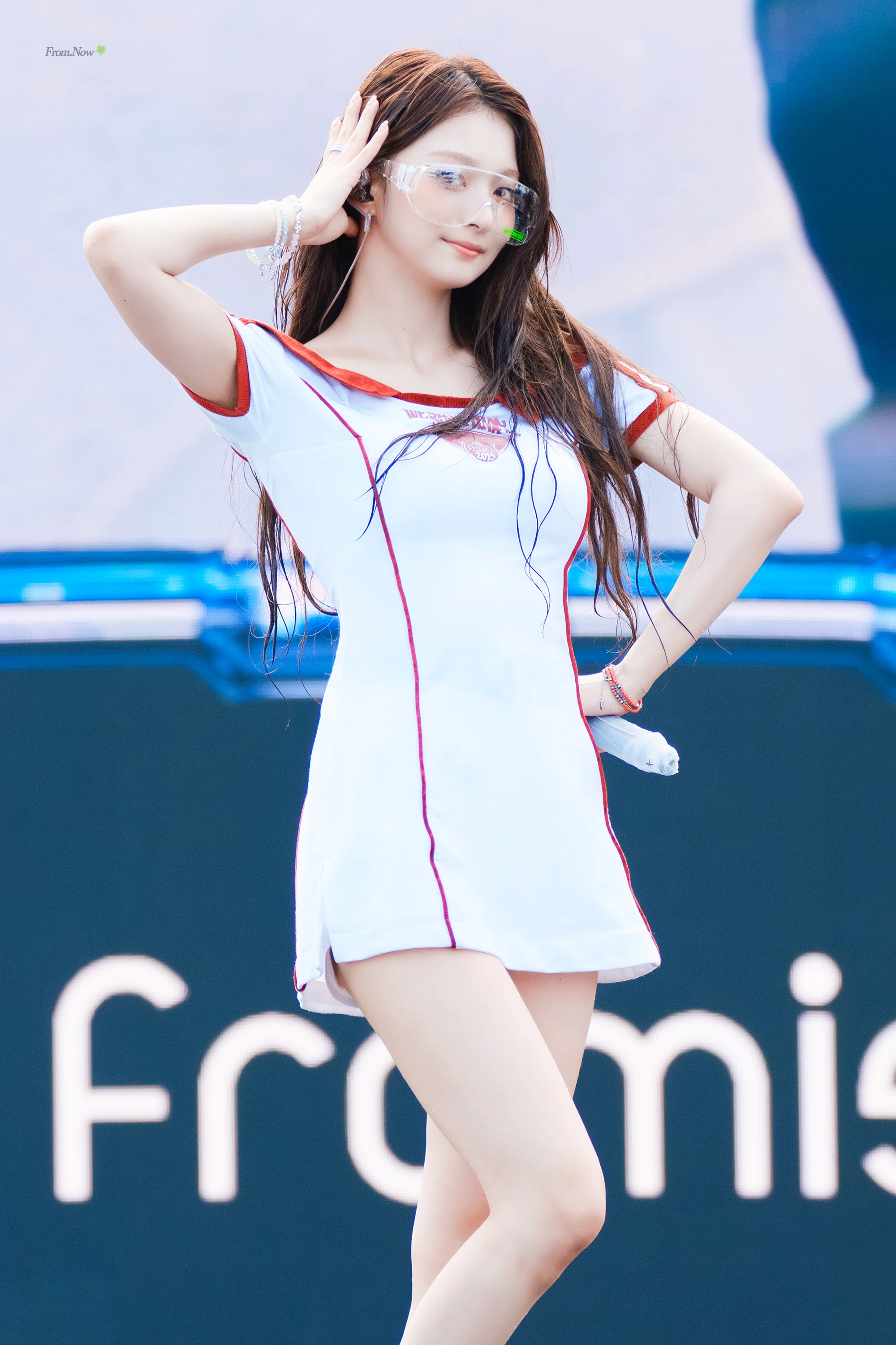 fromis_9 Nagyung picture 2 of 2