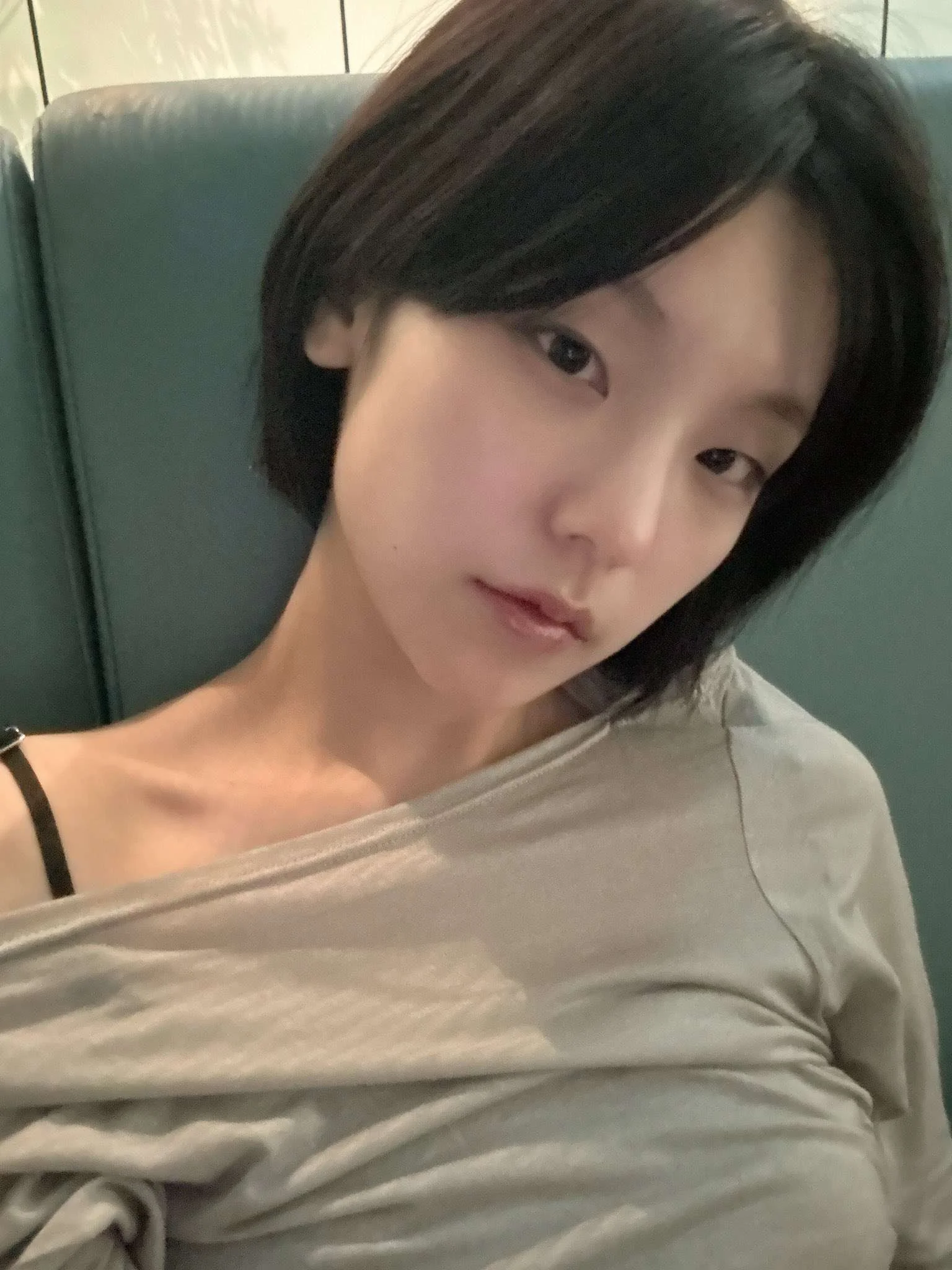 Itzy Yeji picture 1 of 2