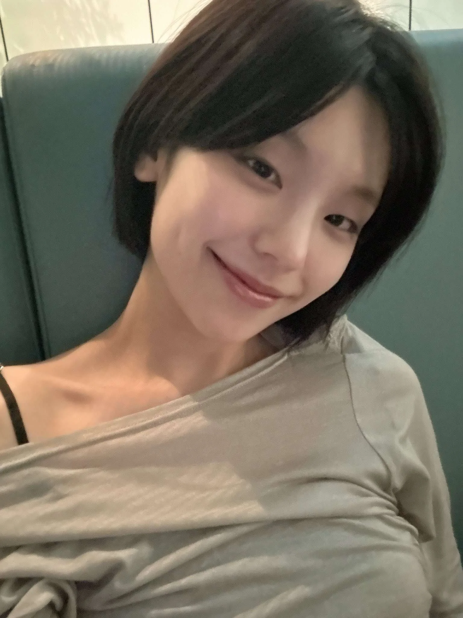 Itzy Yeji picture 2 of 2