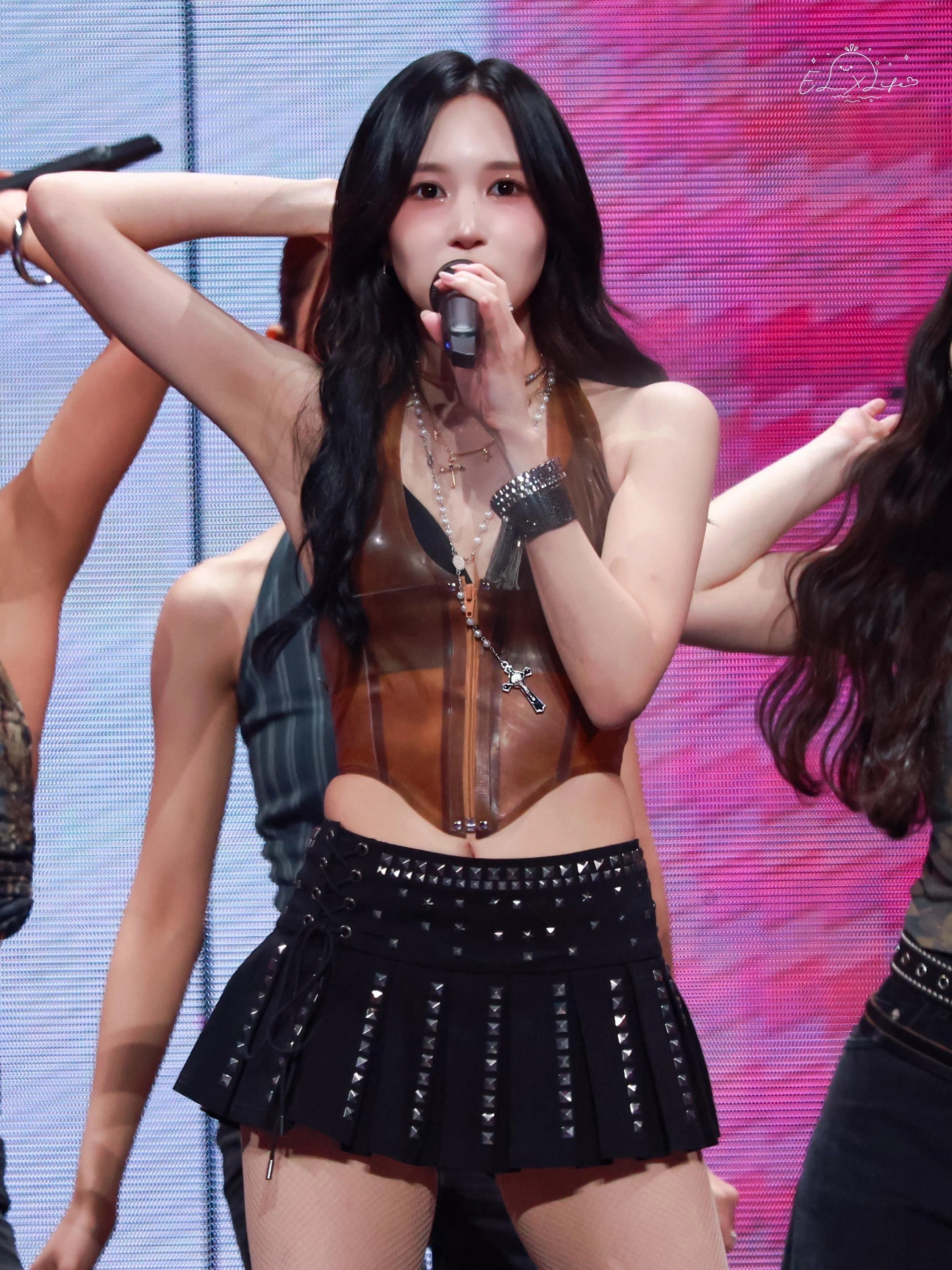 TWICE Mina picture 1 of 1