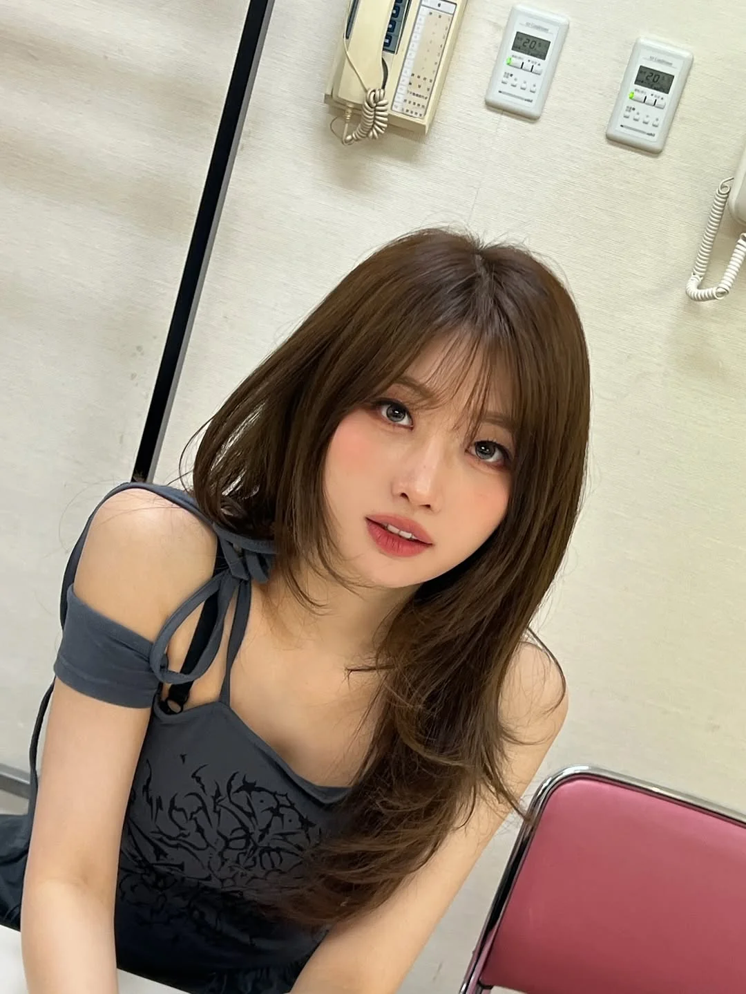 EVERGLOW Sihyeon picture 2 of 5