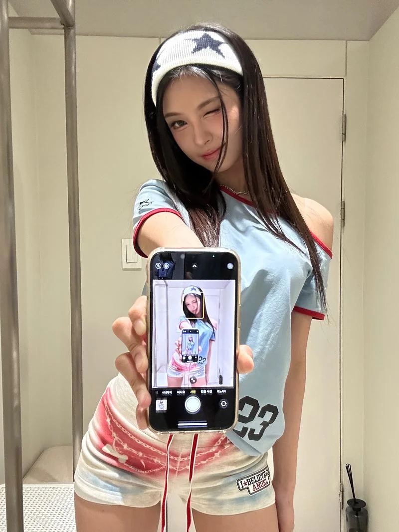 Kep1er Dayeon picture 1 of 1