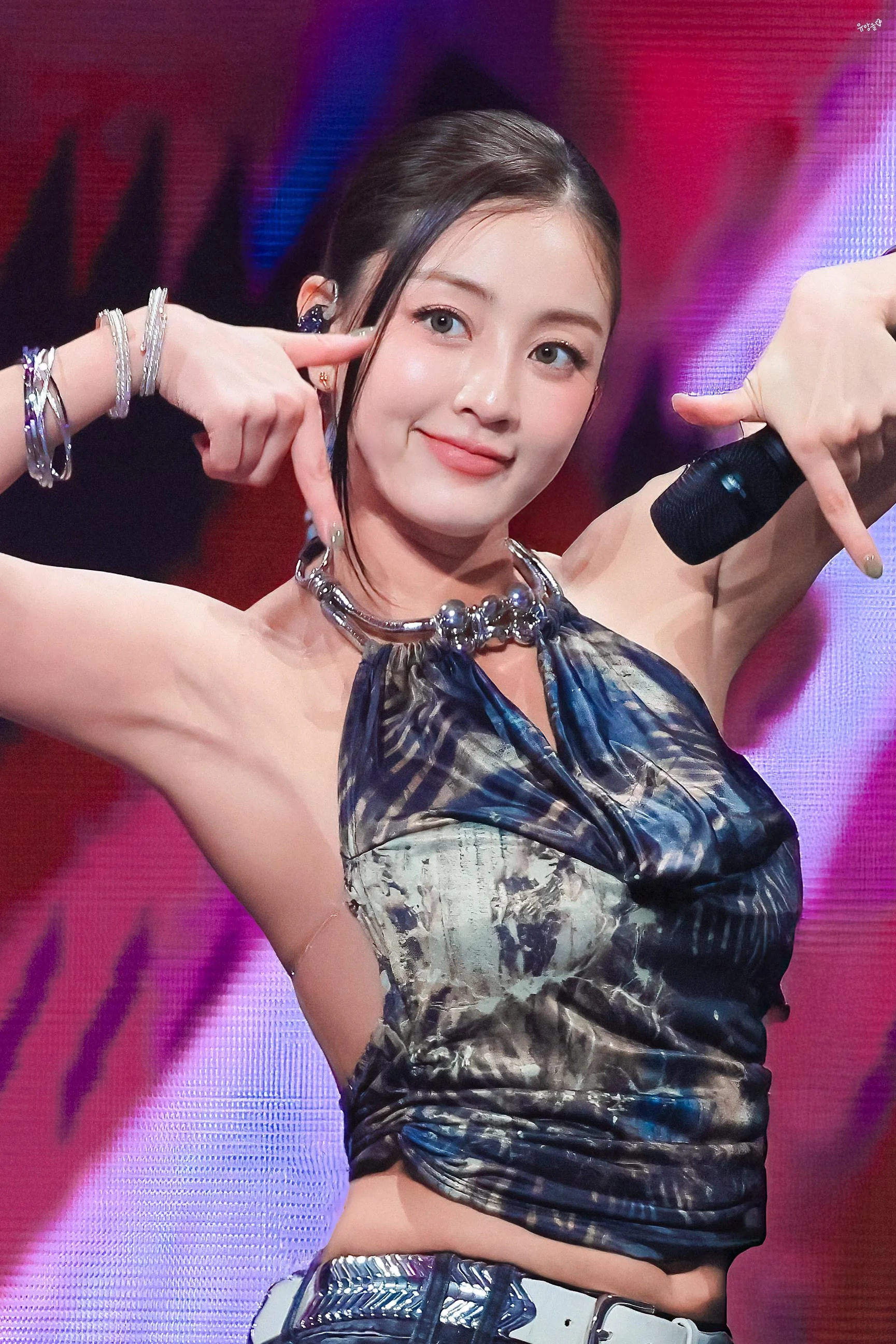 TWICE Jihyo TT picture 1 of 1