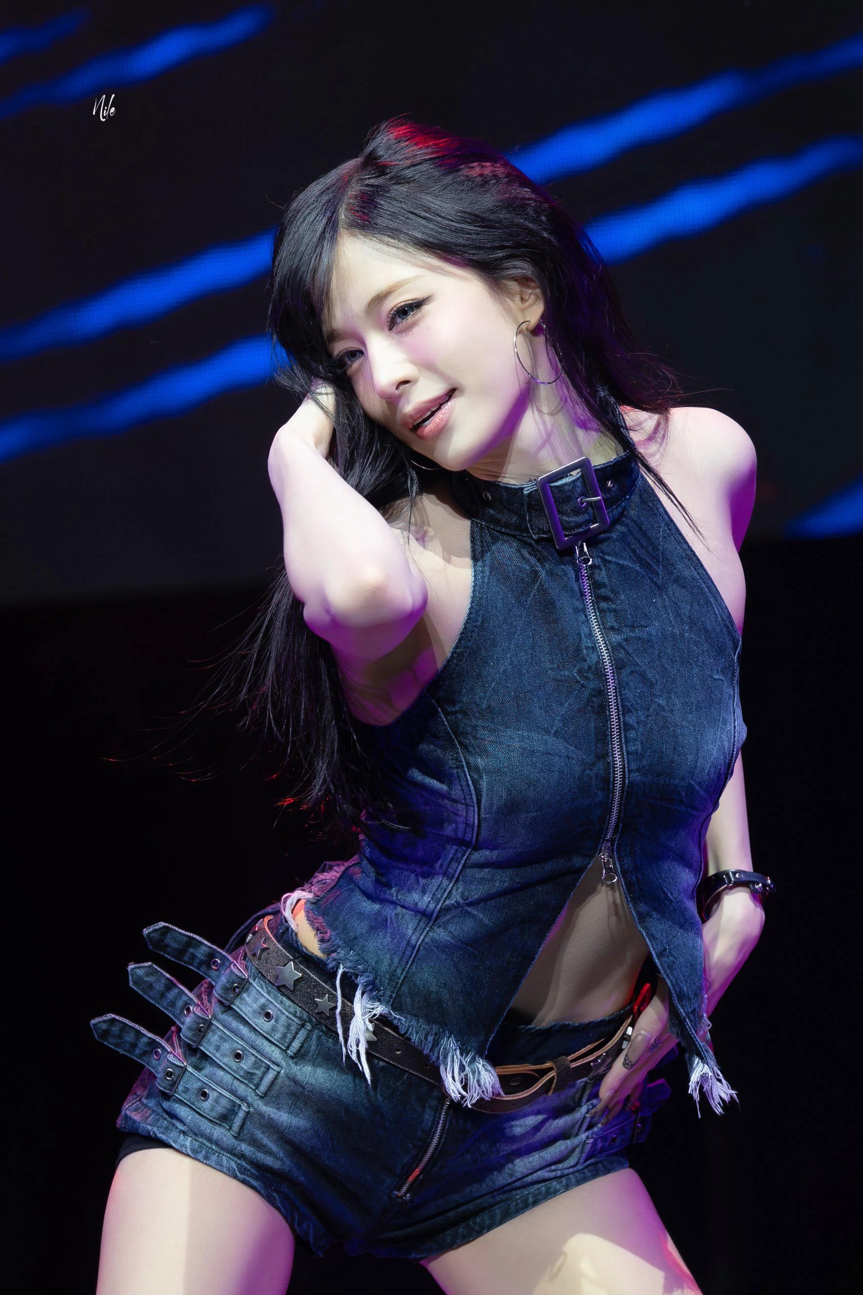 fromis_9 Chaeyoung picture 1 of 1