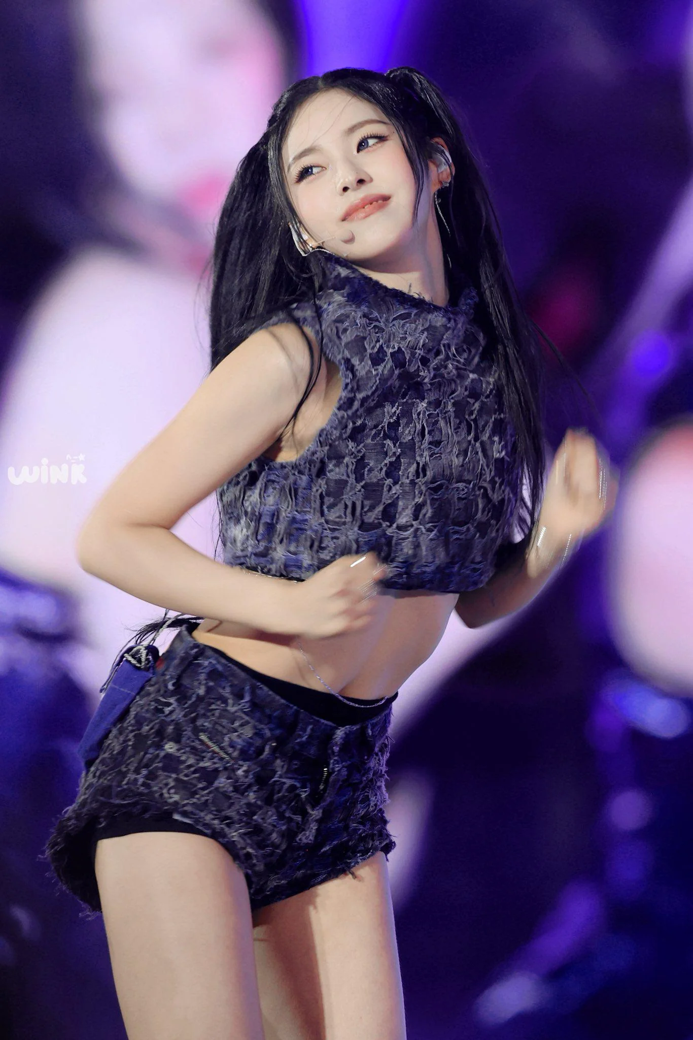 NMIXX Kyujin picture 1 of 1