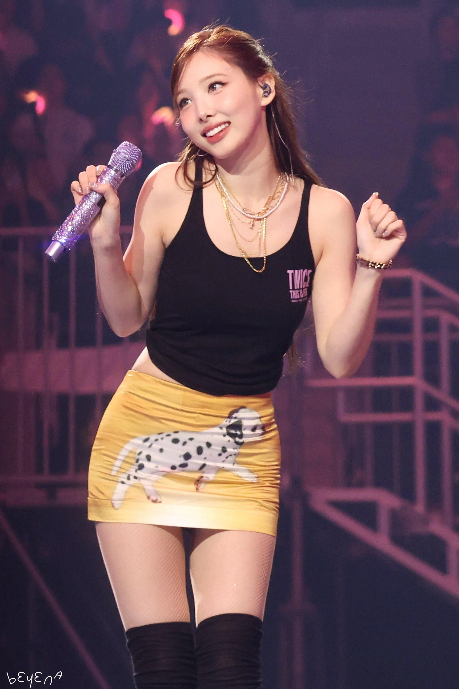 TWICE Nayeon picture 1 of 1
