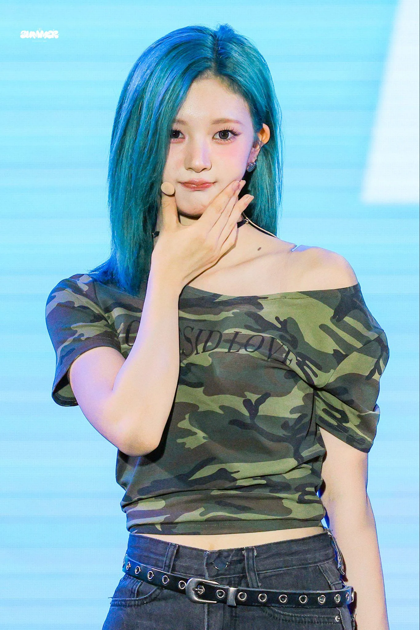 tripleS Yeonji picture 1 of 1