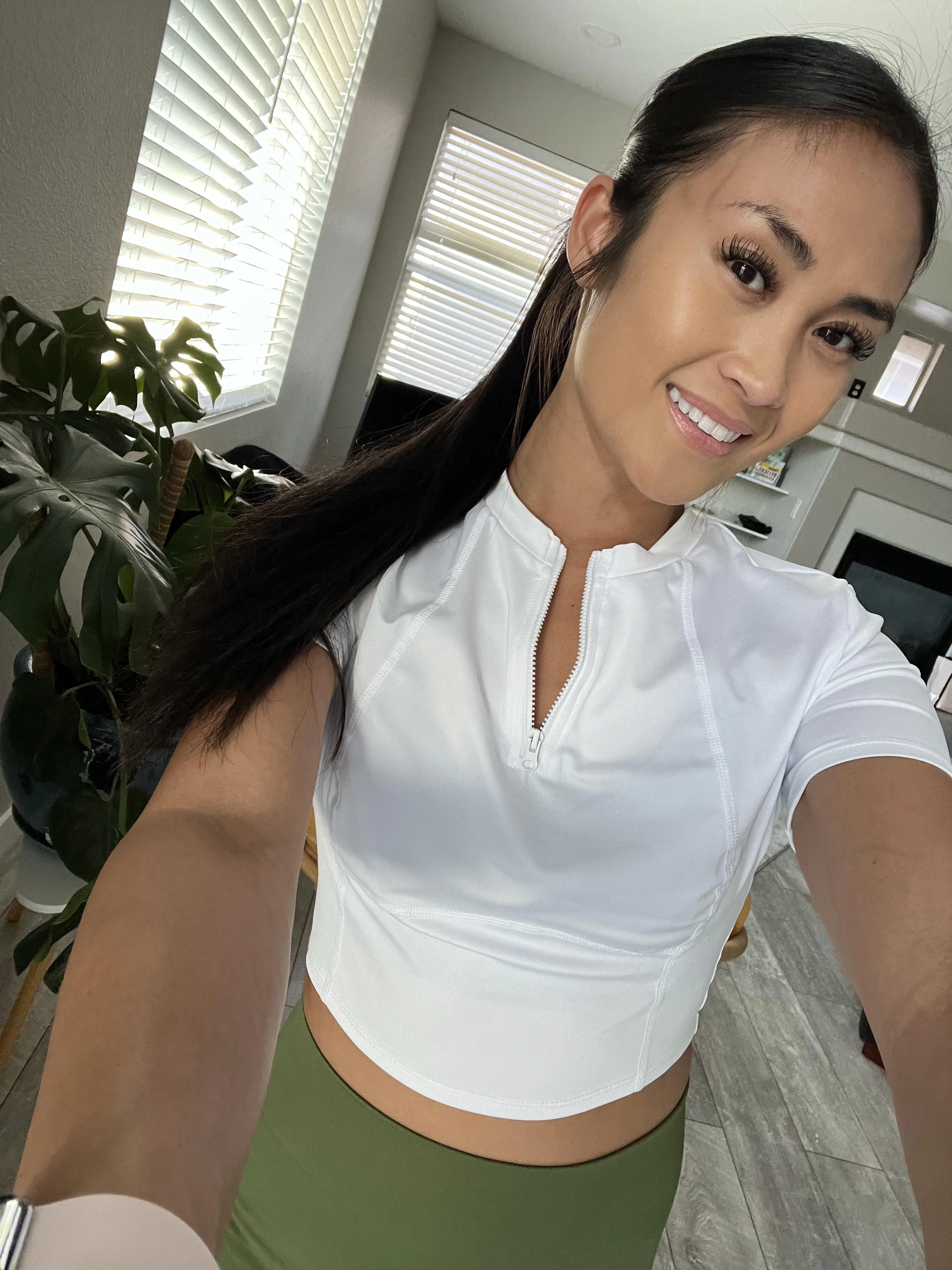 Sunshine Sina picture 1 of 1