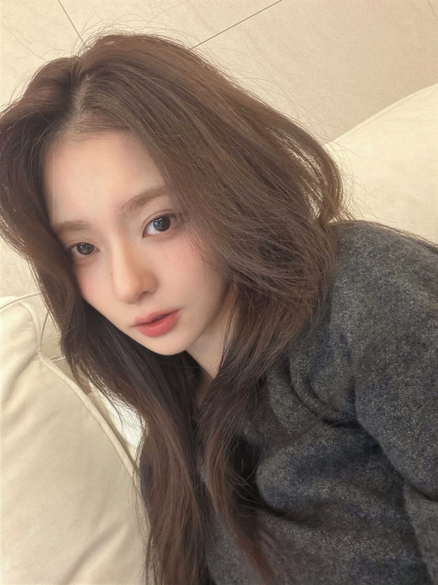 fromis_9 Nagyung picture 1 of 2