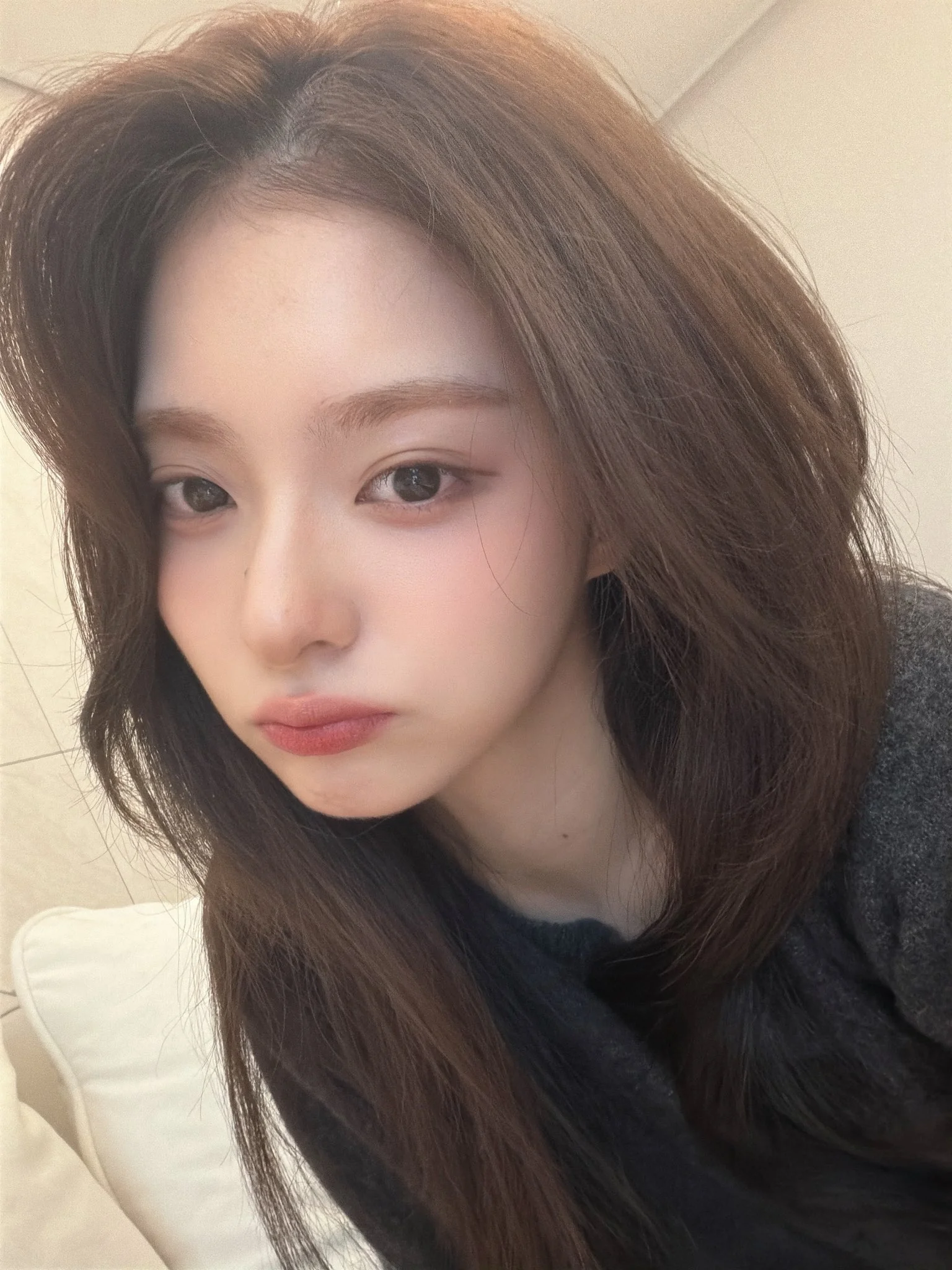 fromis_9 Nagyung picture 2 of 2