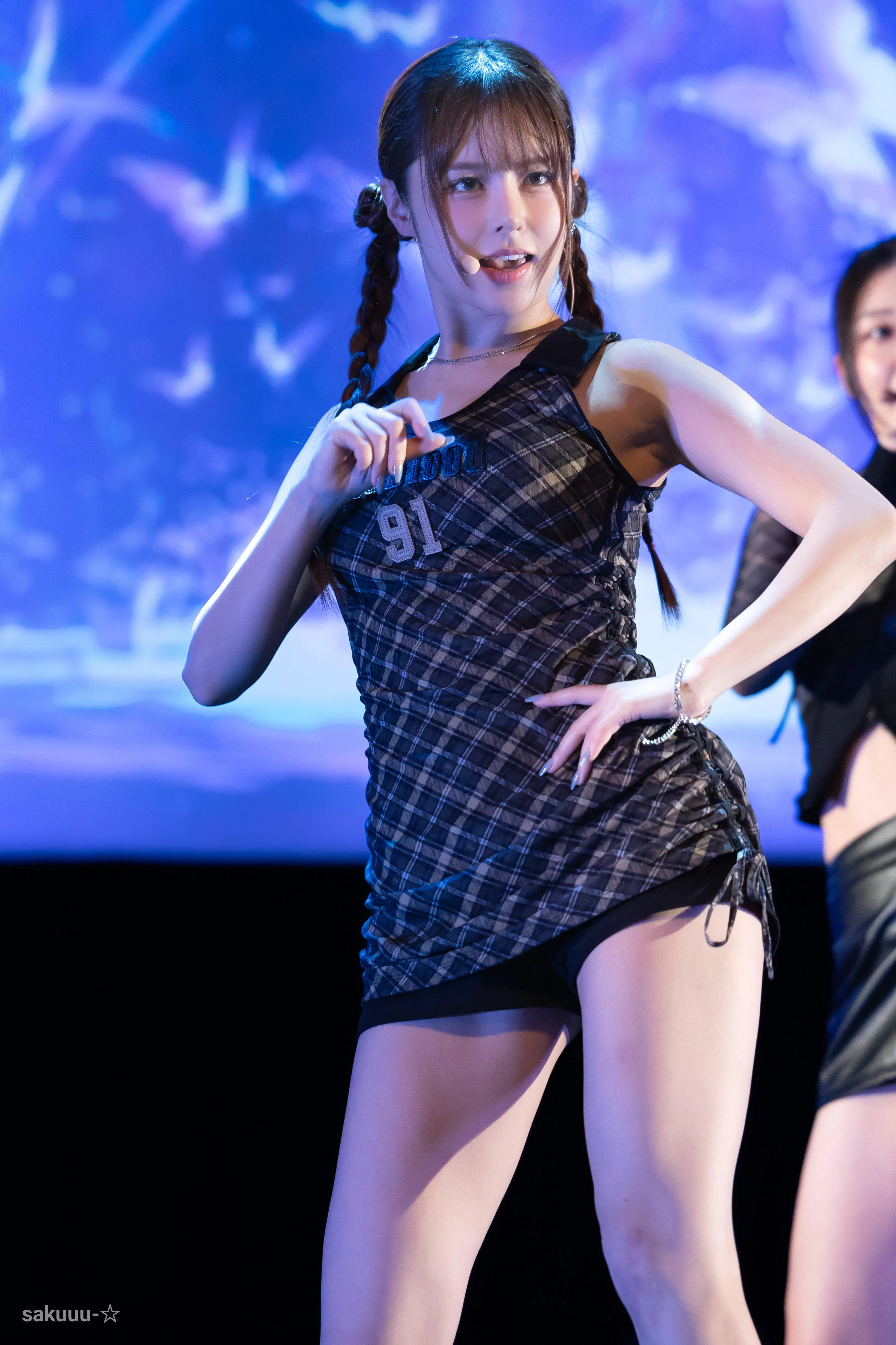 EVERGLOW E:U picture 1 of 1