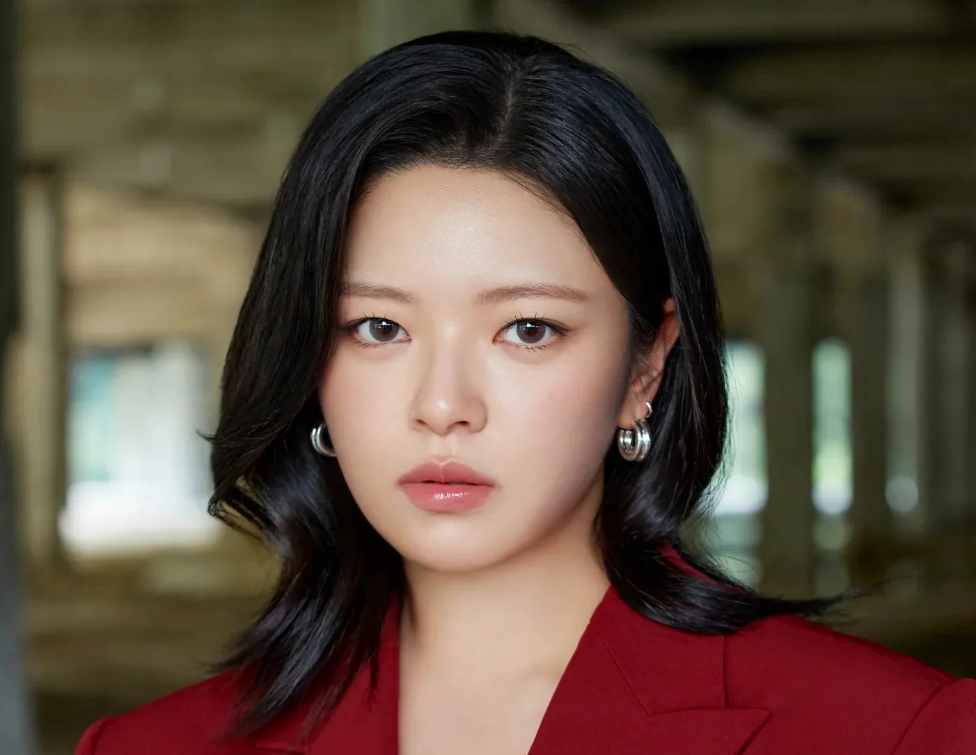 Twice - Jeongyeon picture 1 of 3