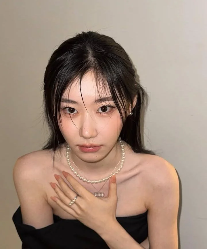 Itzy - Chaeryeong picture 1 of 1