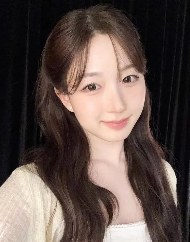 Nmixx - Haewon picture 1 of 1