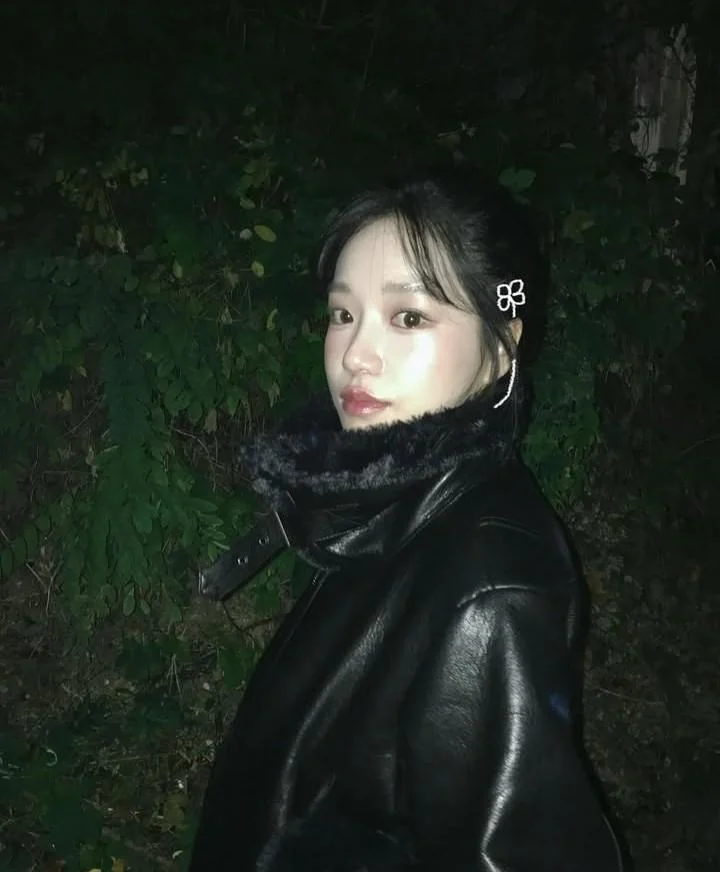 Soloist - Jo Yuri picture 1 of 1