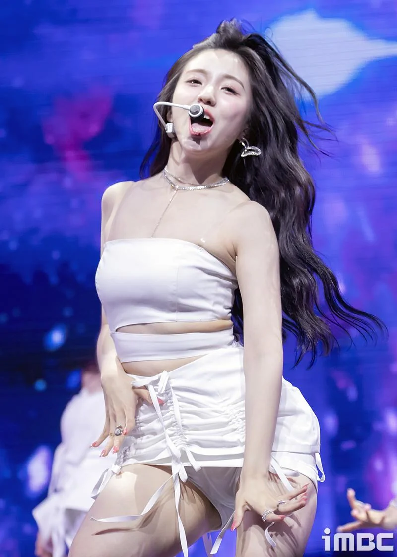 MADEIN Yeseo picture 1 of 1