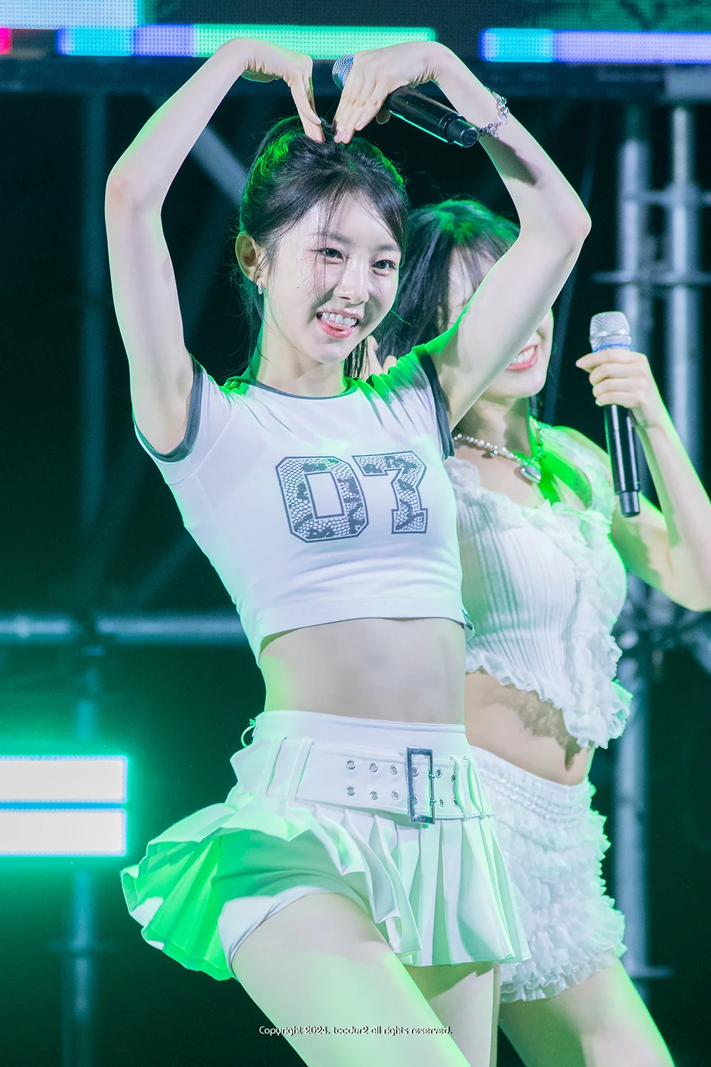 LIGHTSUM Juhyeon picture 2 of 4