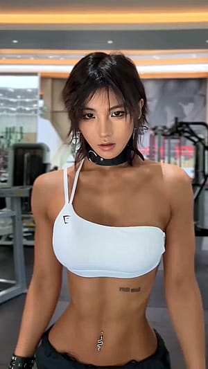 Zhuzhu Zai in the gym'