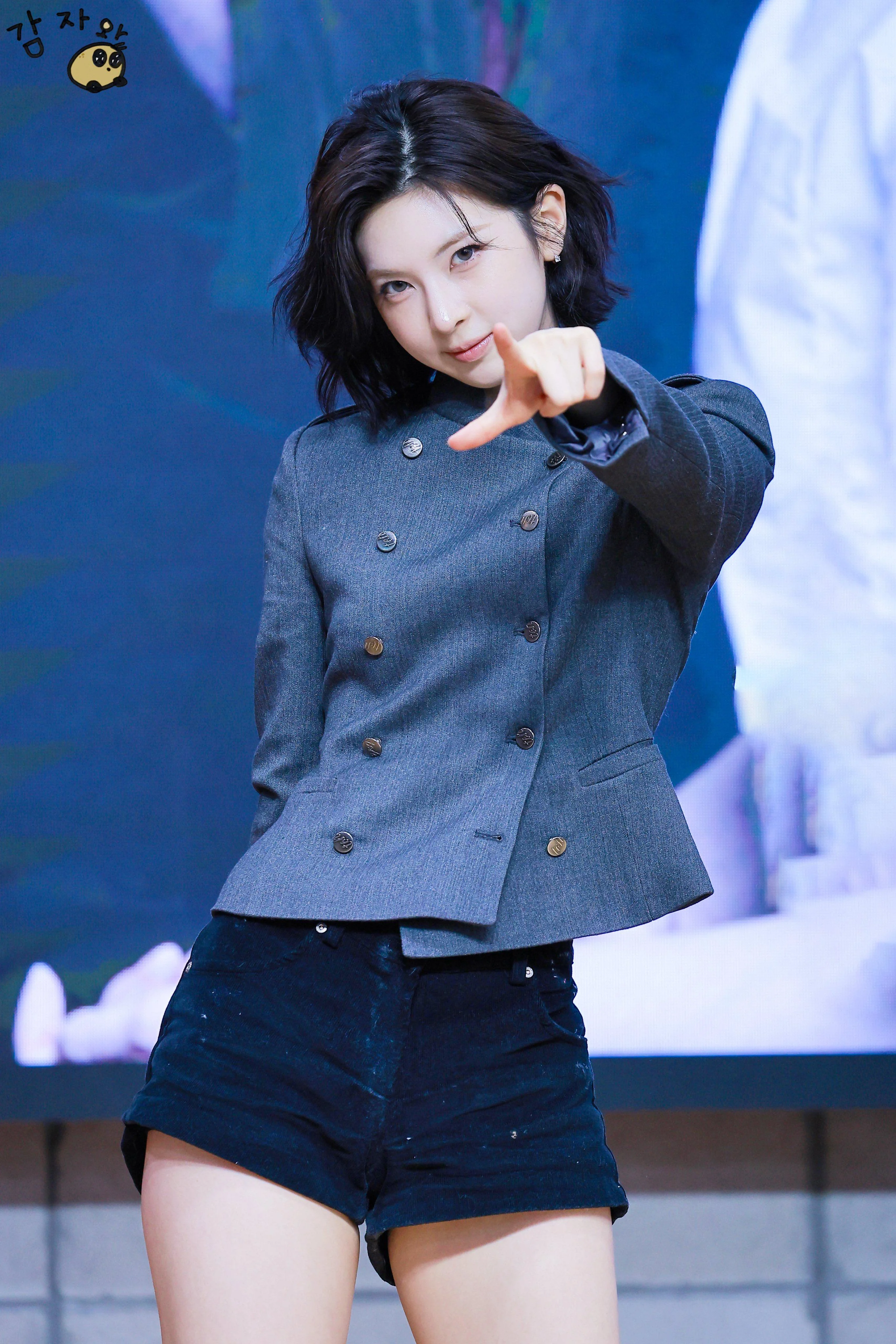 NMIXX Bae picture 1 of 1