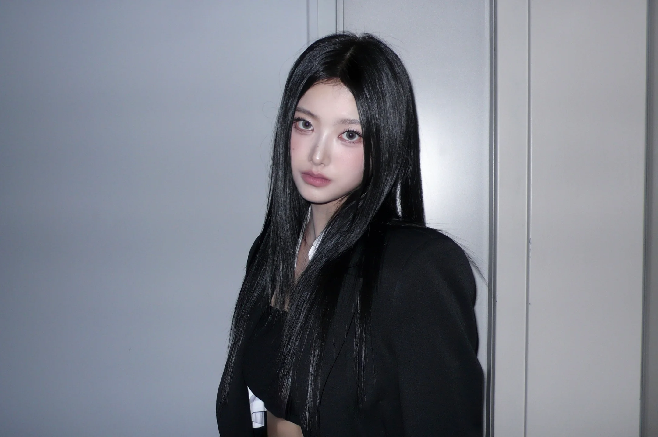 BADVILLAIN Kelly picture 3 of 3