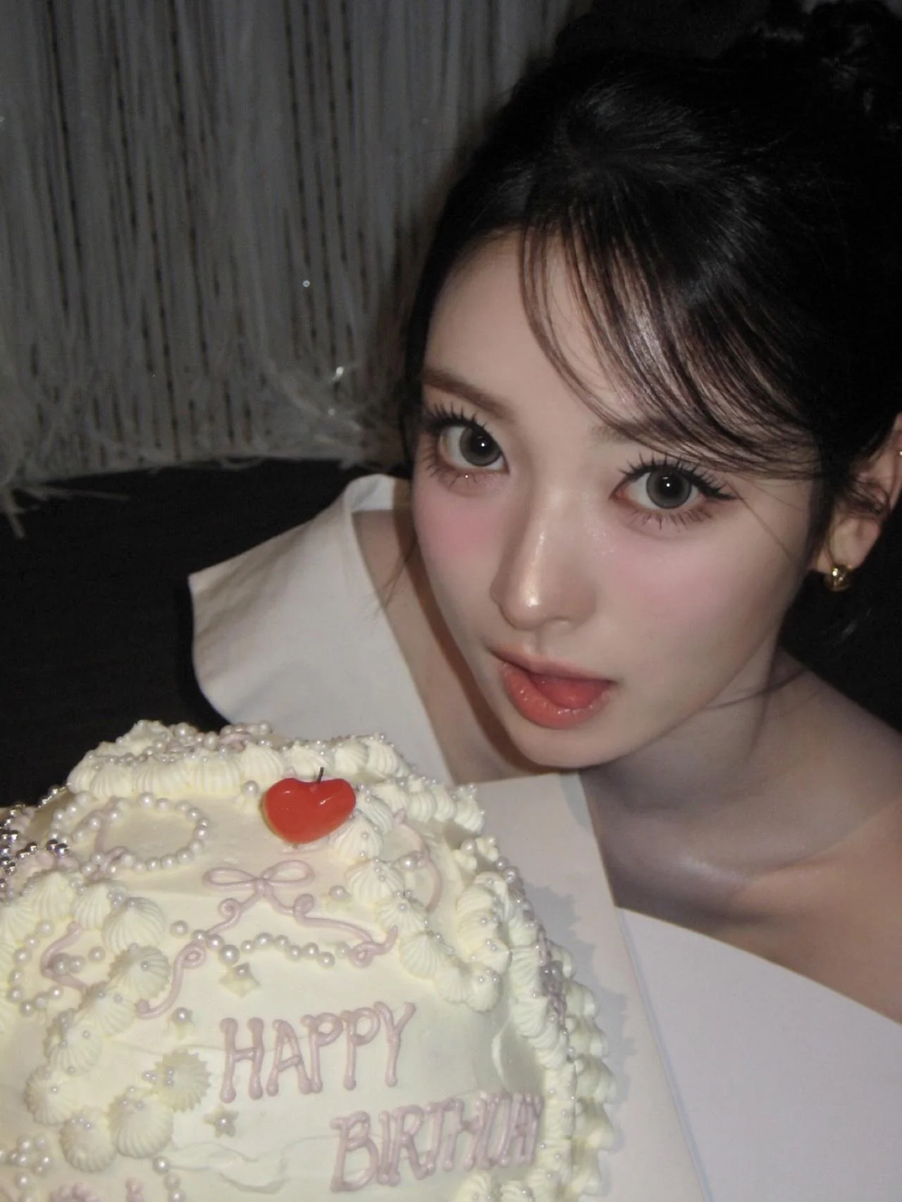 MEOVV Anna picture 1 of 1