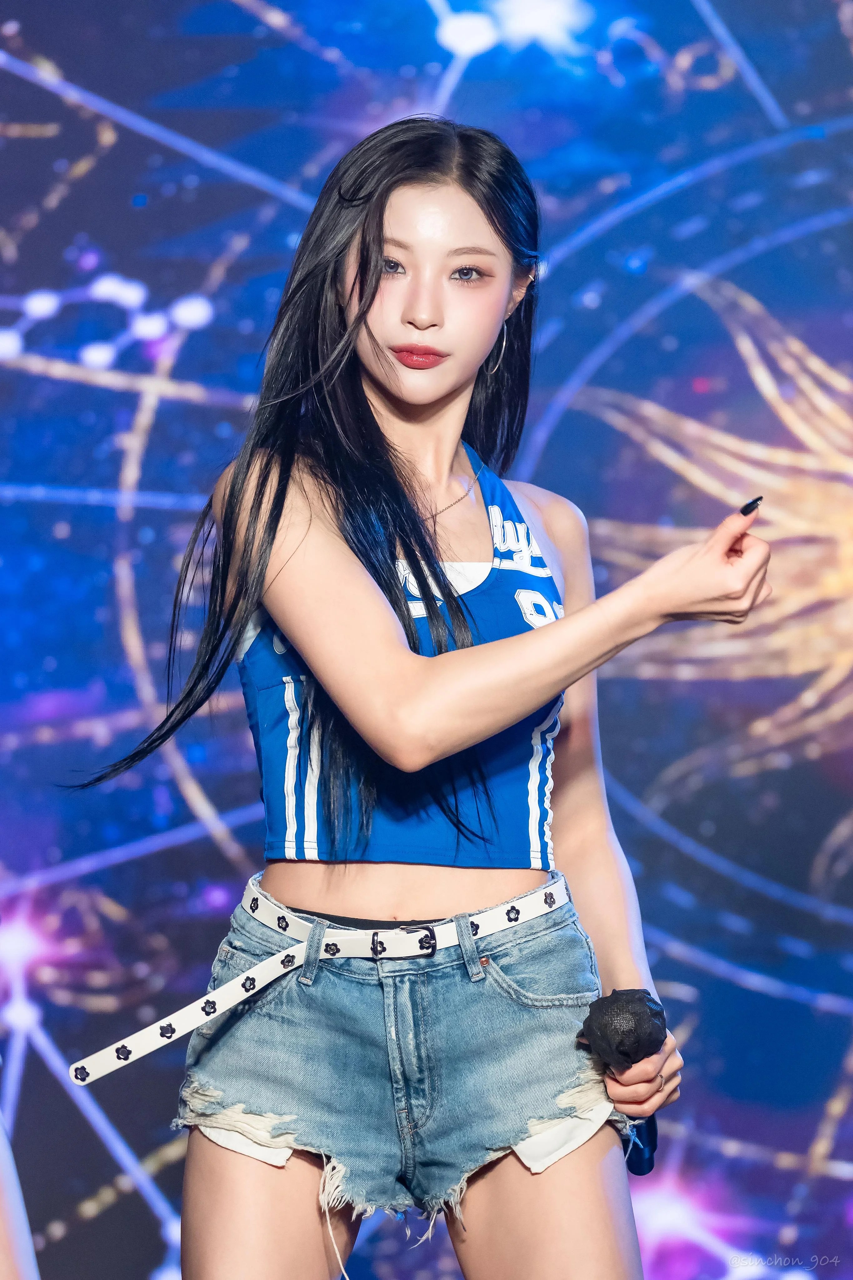 ICHILLIN' Yeju picture 1 of 1