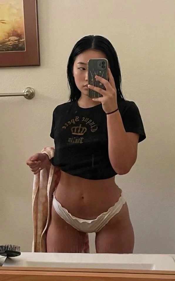 Rate the bod picture 1 of 1