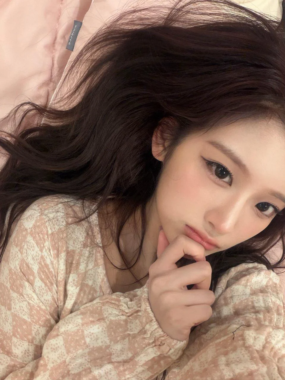 NMIXX Sullyoon picture 1 of 1