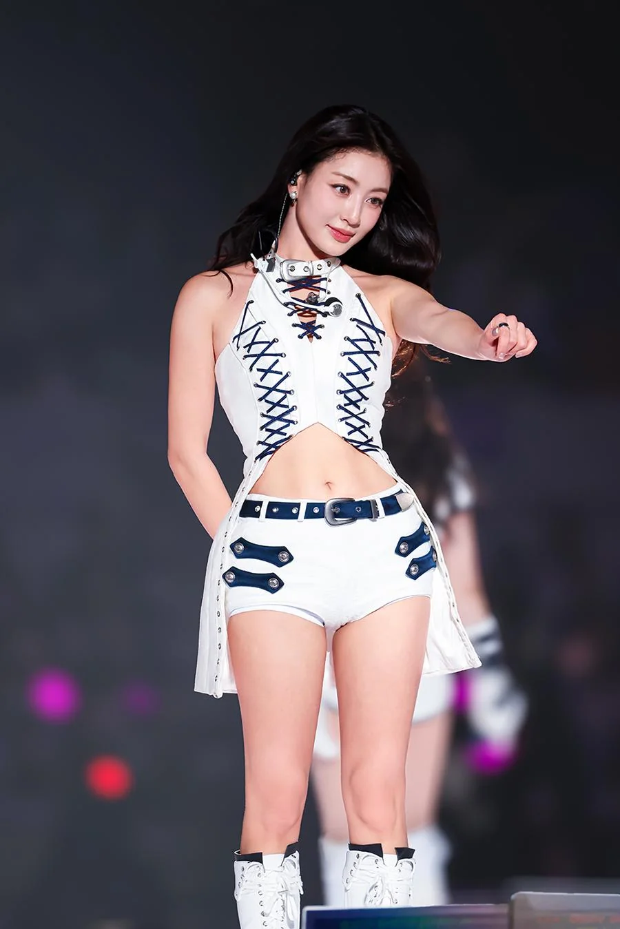 TWICE Jihyo picture 1 of 1