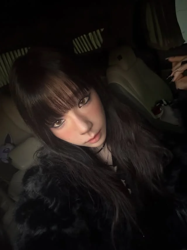 SNSD Taeyeon picture 5 of 5