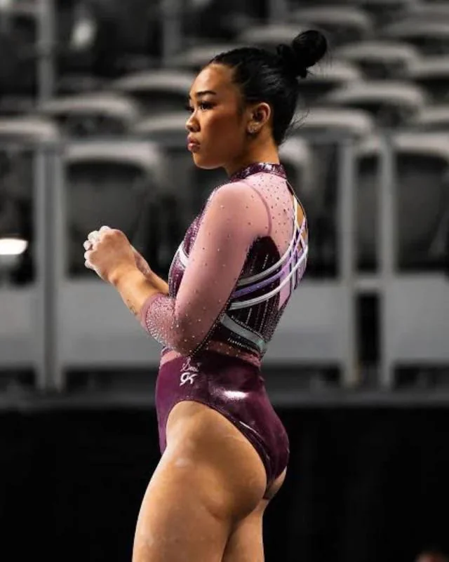 Suni Lee picture 1 of 1