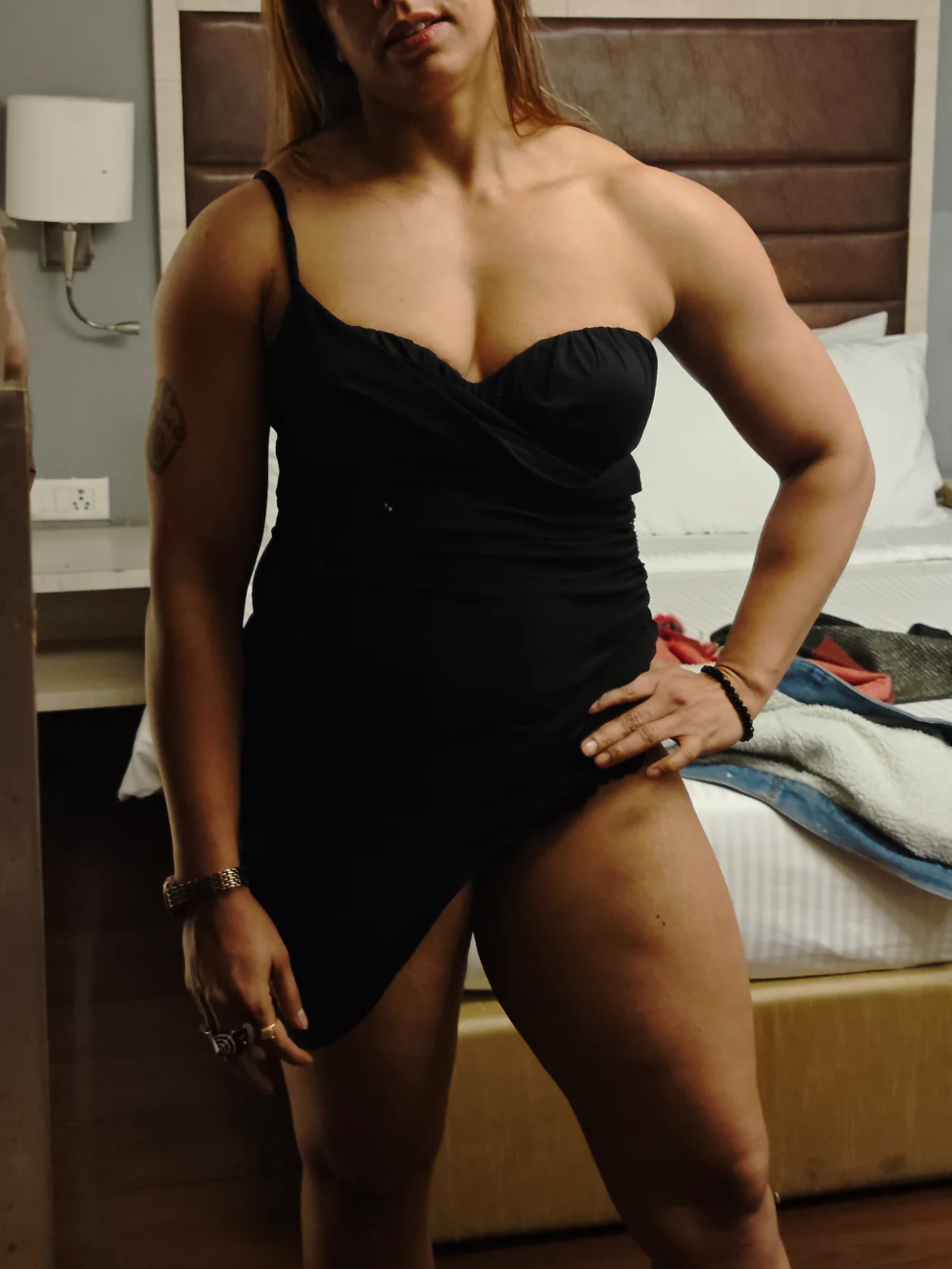 43 years old indian fit mom... Asian fbb picture 1 of 1