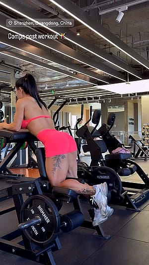 Mai Nguyen (IG: bimatfitness_ifbbpro)'