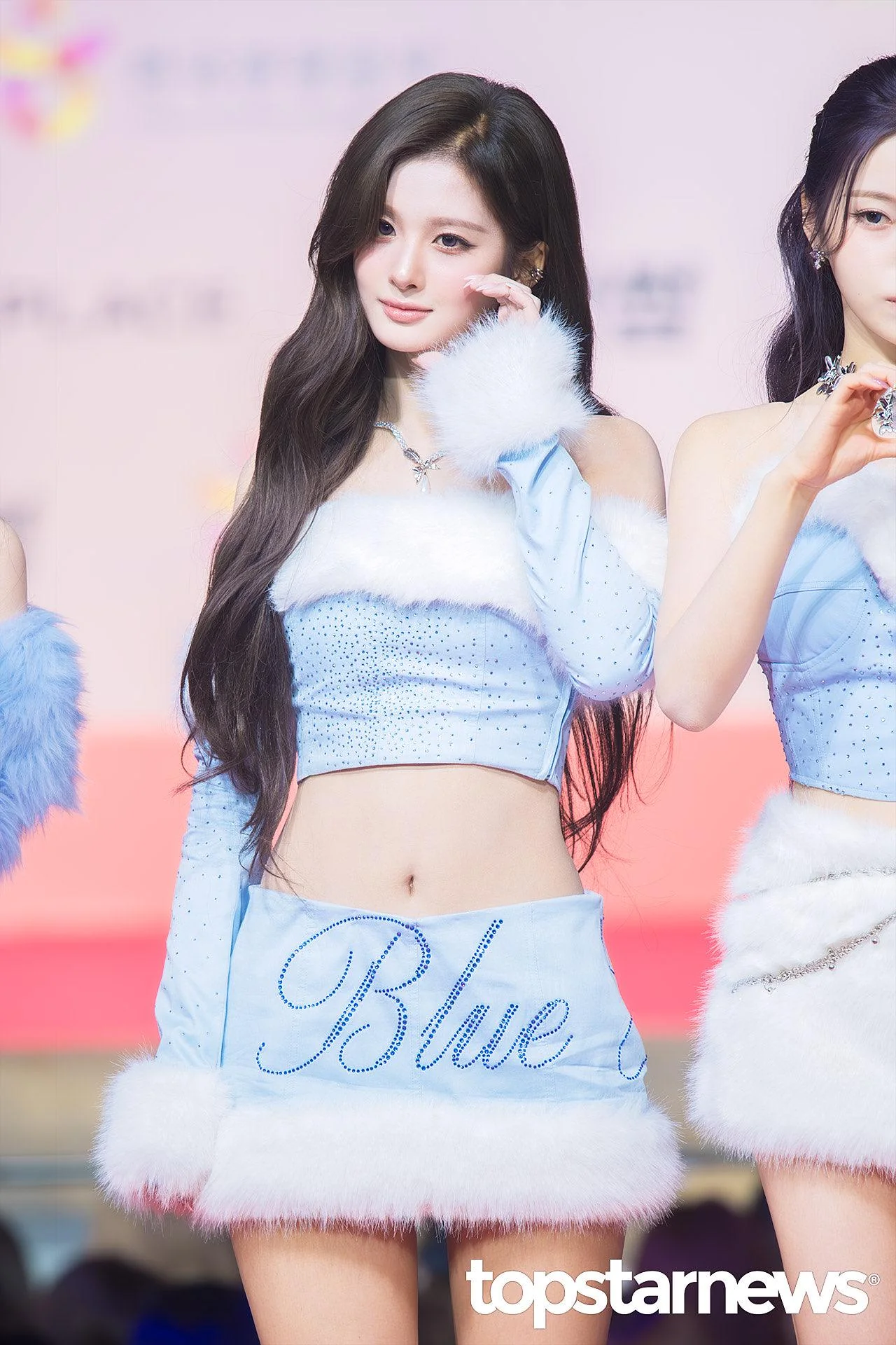 NMIXX Sullyoon picture 1 of 1