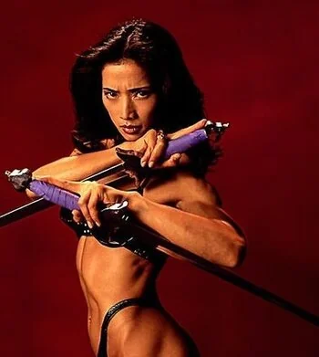 Michiko Nishiwaki picture 4 of 6