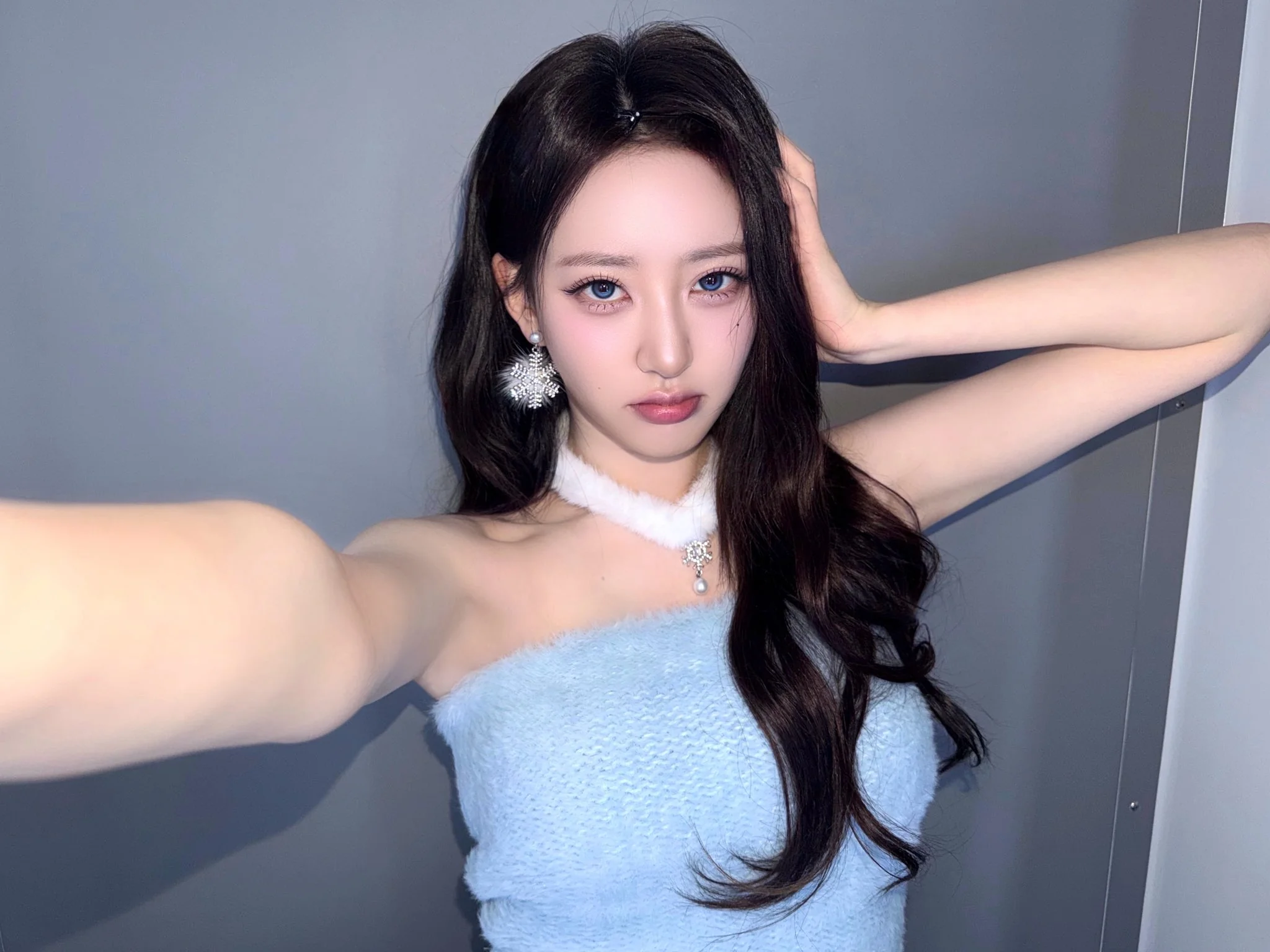 H1-KEY Hwiseo picture 2 of 2