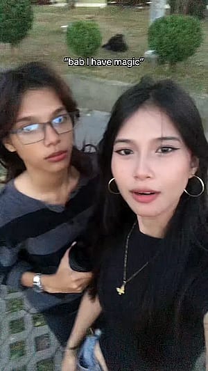 disgustingly romantic😅'