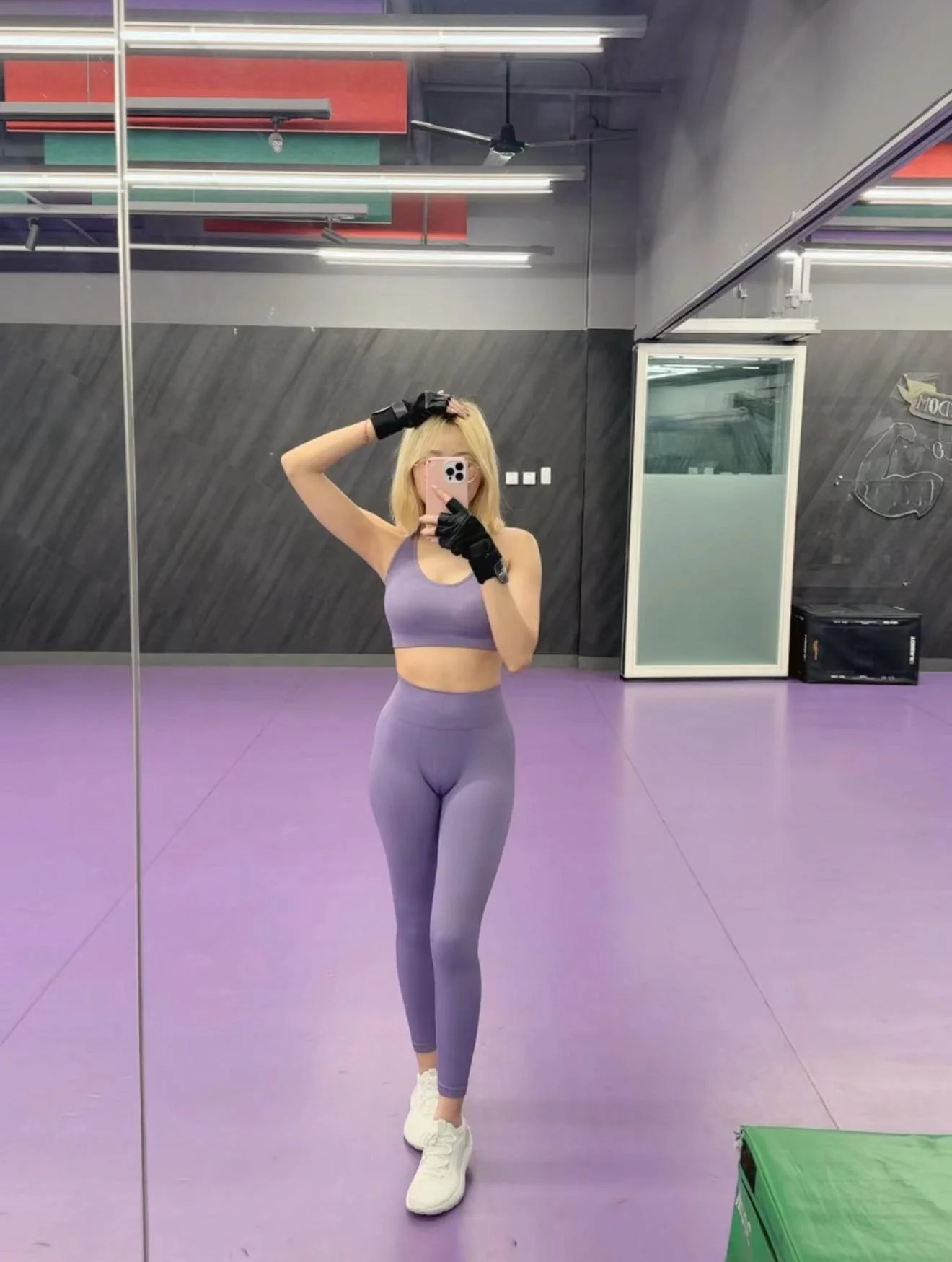 Purple 💜 picture 1 of 1