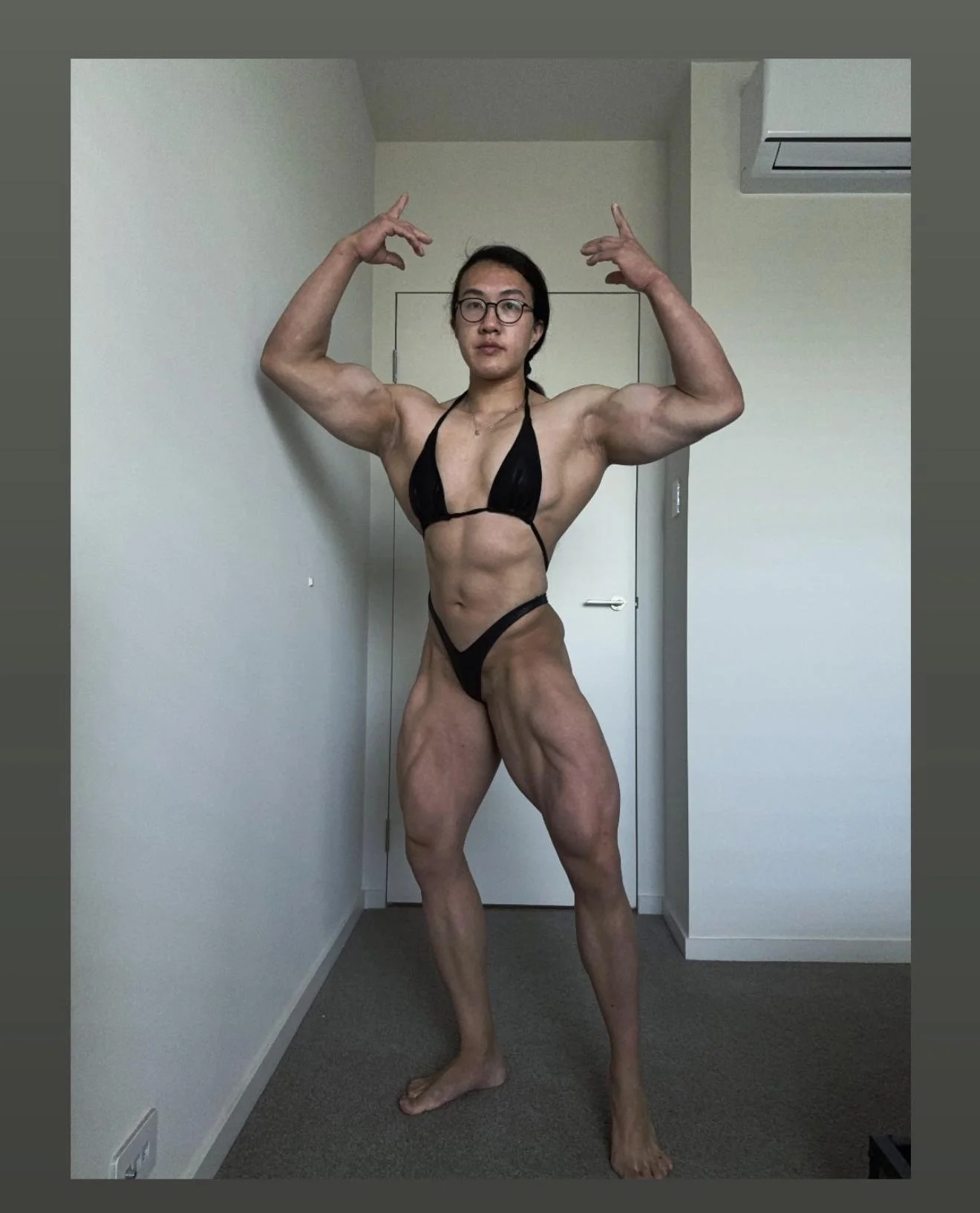 Tanya picture 1 of 1