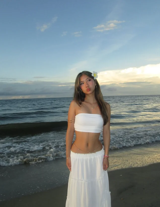 beach dayyy picture 1 of 8