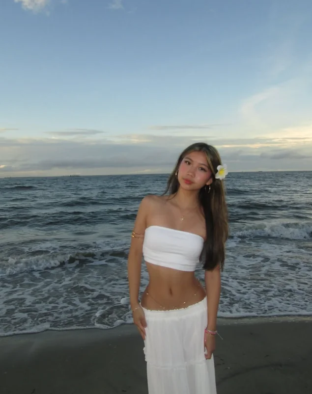 beach dayyy picture 3 of 8