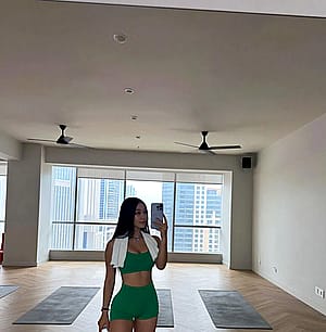 How about a gym date with me?'
